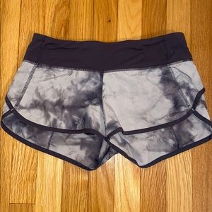 Lululemon Speed Short Size 4